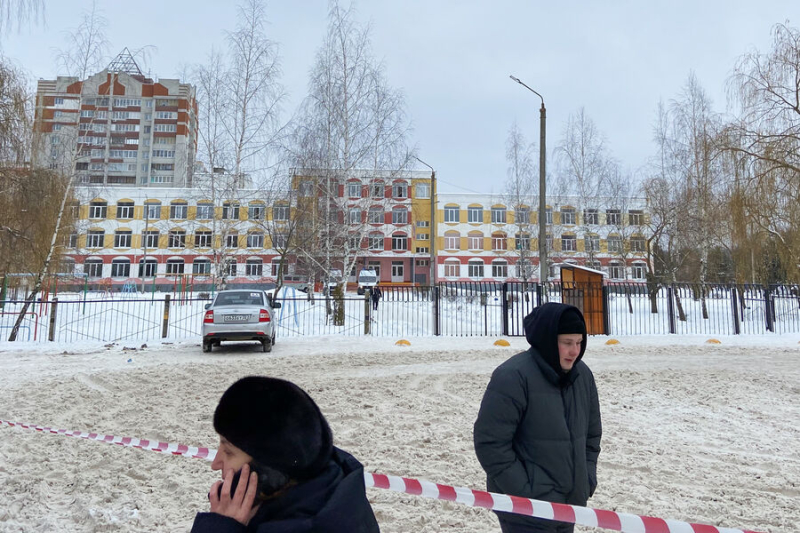 Стрельба в брянской школе могла случиться из-за травли школьницы одноклассниками