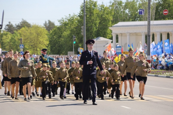 «Дзержинский Арбат» в День Города объединил сотни горожан